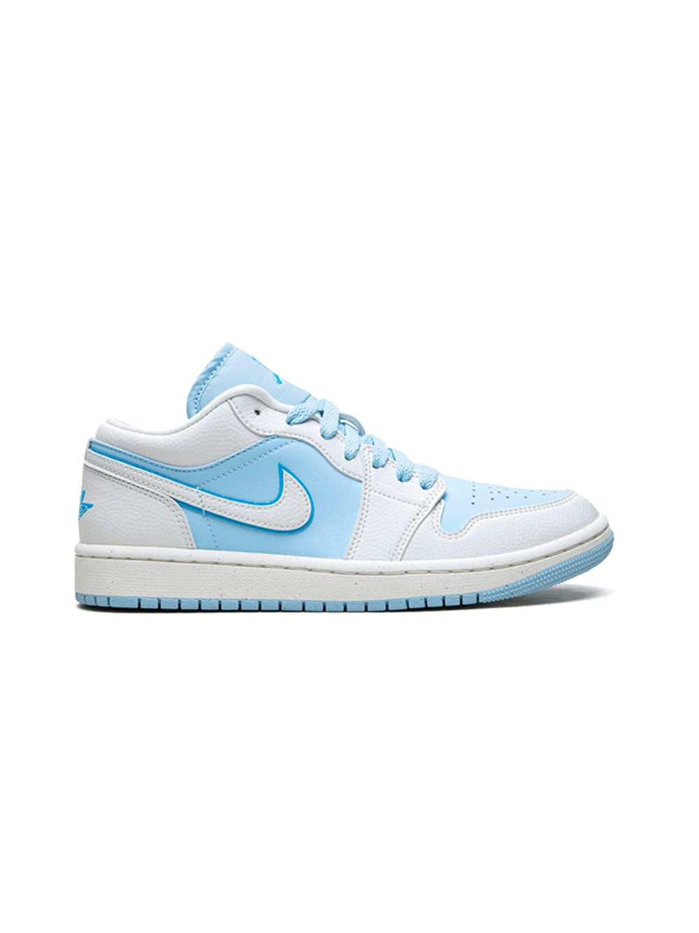 Air Jordan 1 Low SE Reverse Ice Blue