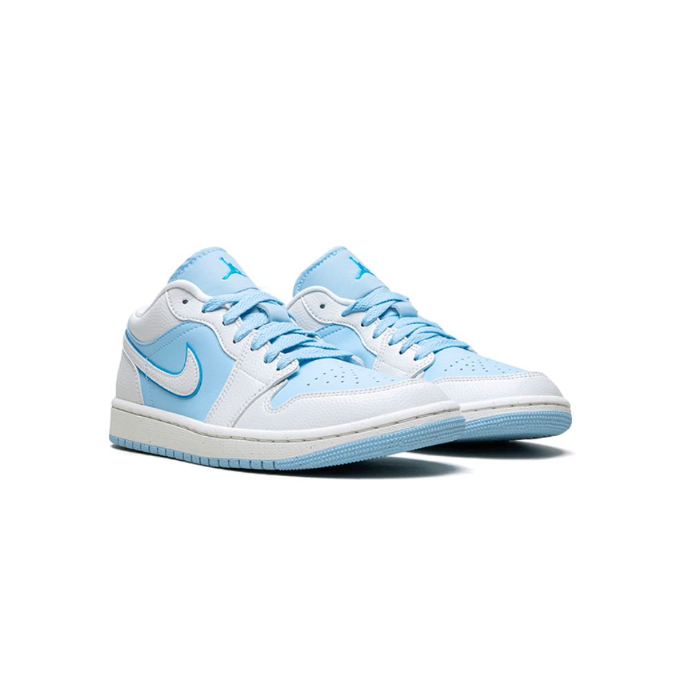 Air Jordan 1 Low SE Reverse Ice Blue
