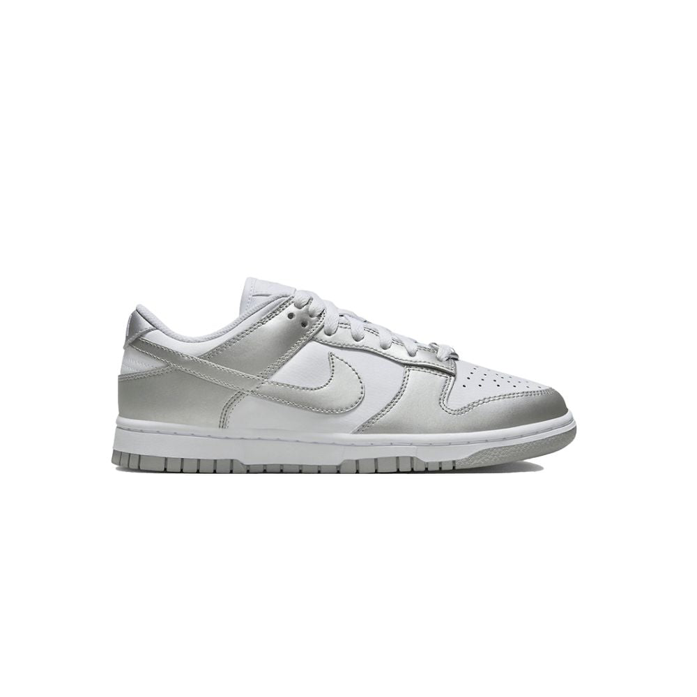 Nike Dunk Low Metallic Silver