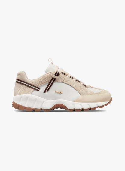 Air Humara LX Jacquemus Beige